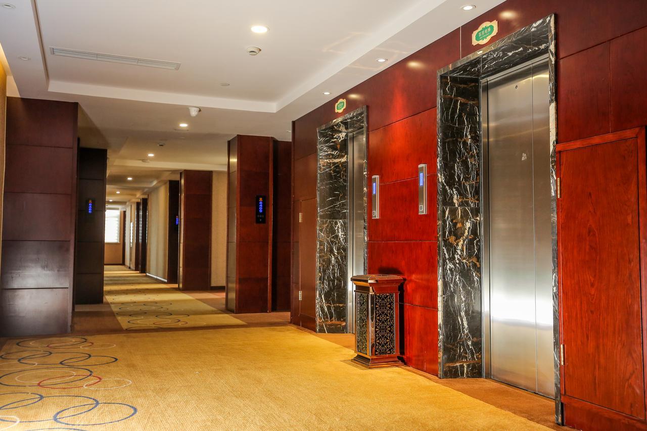 Xin Jue Jiayi Hotel Airport And International Resort Shanghai Eksteriør billede
